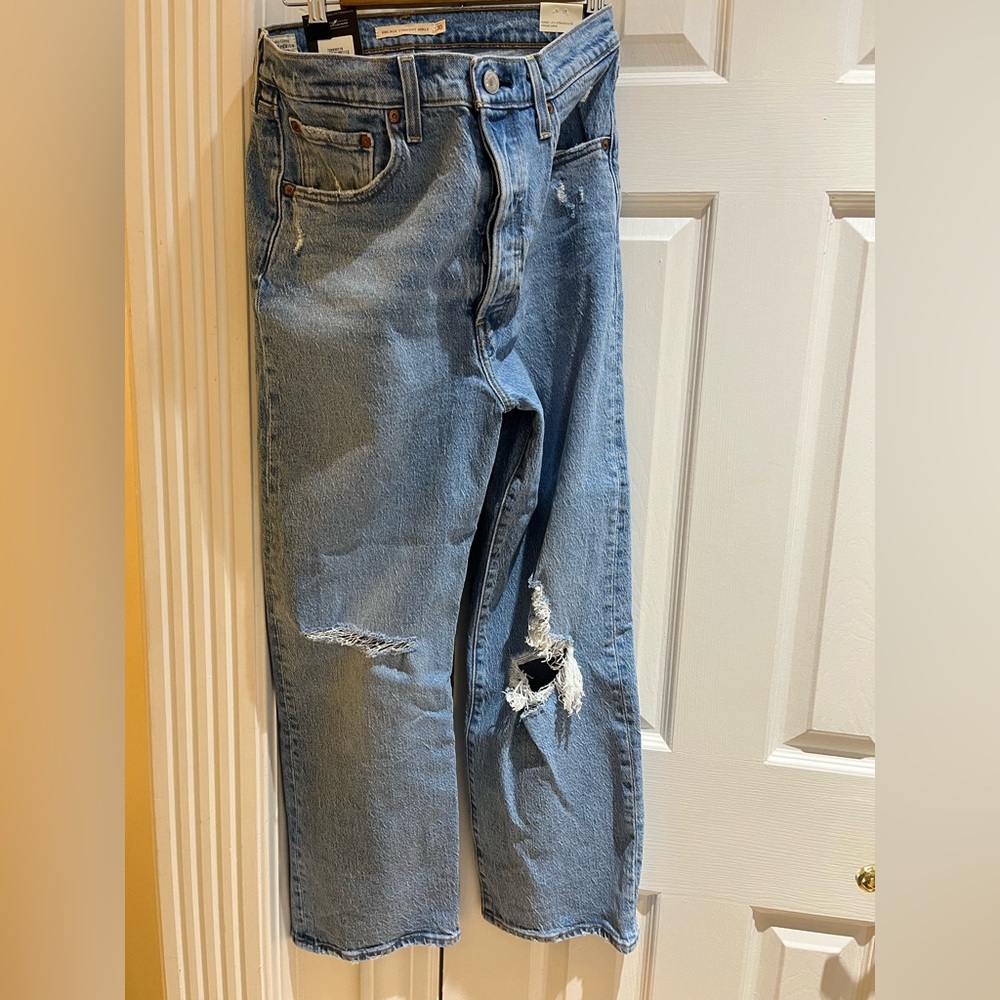 LEVI’S High Rise Women’s Jeans size 30 X 27